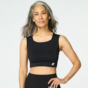 Forme Revive Bra: Black Sports Bra with Square Neckline